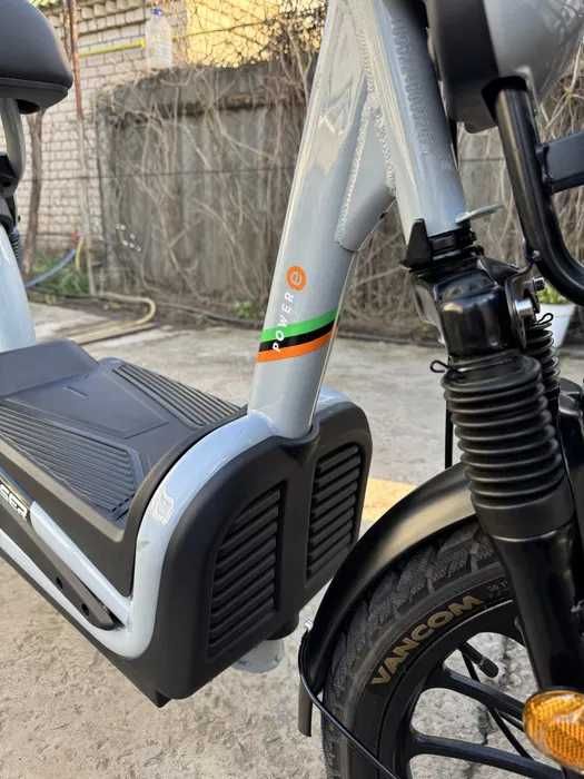 Crosser CR3 Електро велосипед - cерый 600W 60V скутер 2025 року