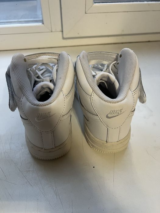 Кросівки NIKE Force 1Mid шкіряні оригінал.