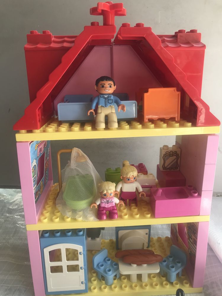 Будинок для сім‘ї Лего Дупло Lego Duplo