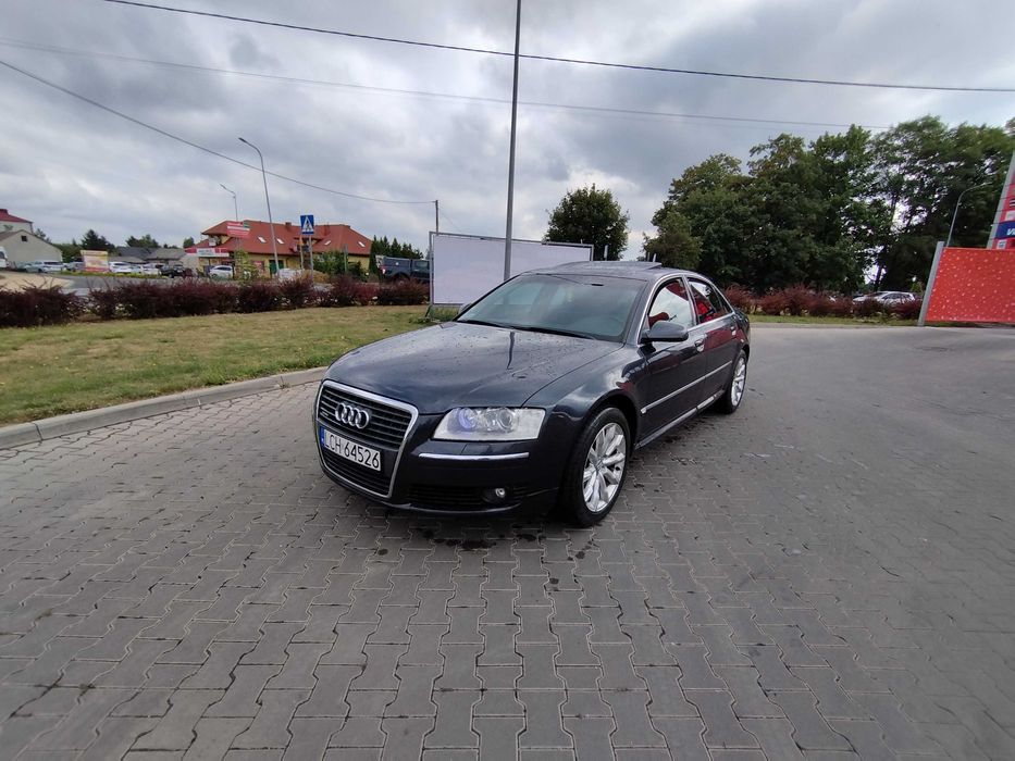 Audi A8 D3 4.2 TDI 330 koni