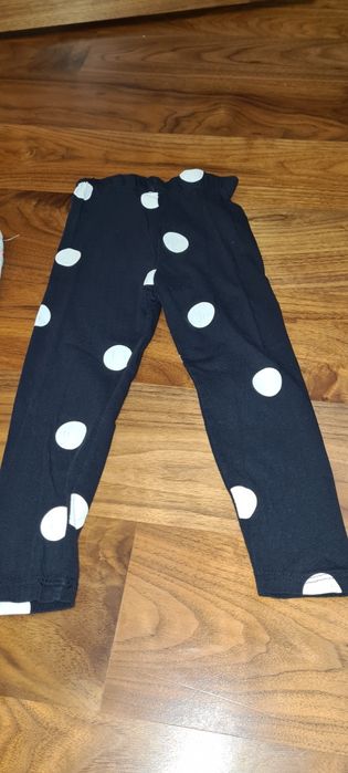 Zestaw leginsów oraz spodnie 98/104