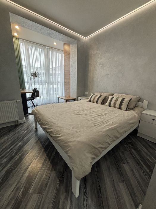 Євро3кімнатна квартира з якісними меблями, технікою