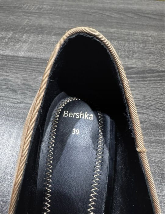 Eleganckie buty na obcasie „39”