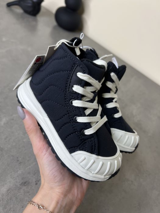 Хайтопи Zara холодна осінь 25 розмір