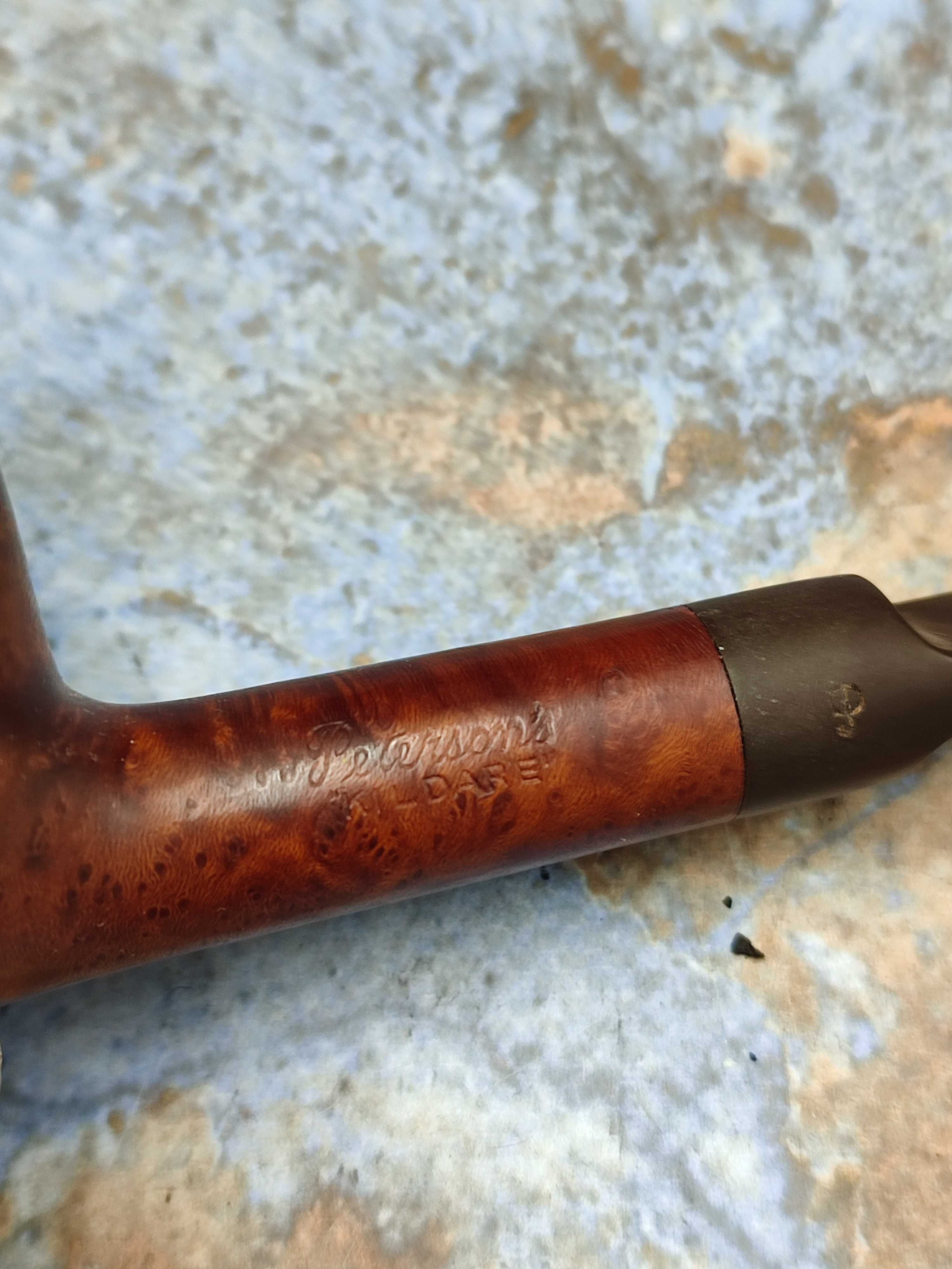 Kolekcjonerska fajka Peterson Kildare - Stojak - Gratka - 3540