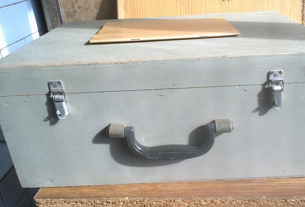 Осциллограф универсальный С1-73. = (Малогабаритный, переносной)