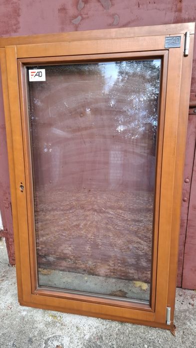 OKNO DREWNIANE  uchylno - rozwierne sosna kolor calvados/ afromozja