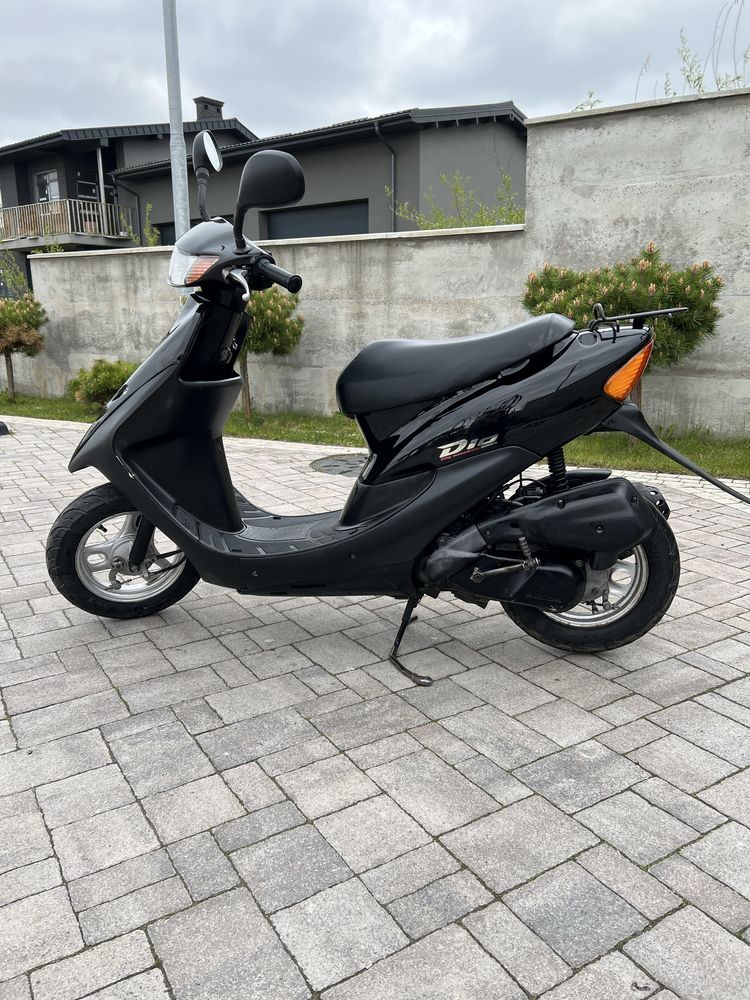 Скутер Honda-dio 34