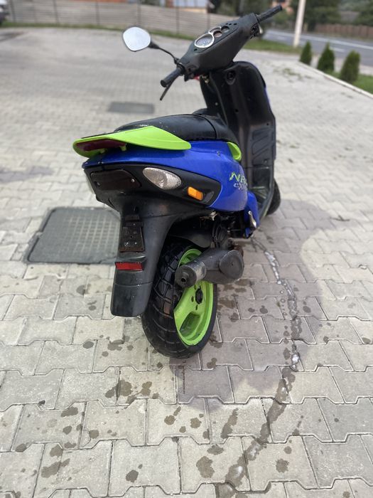 Мопед Piaggio NRG Extrime італія