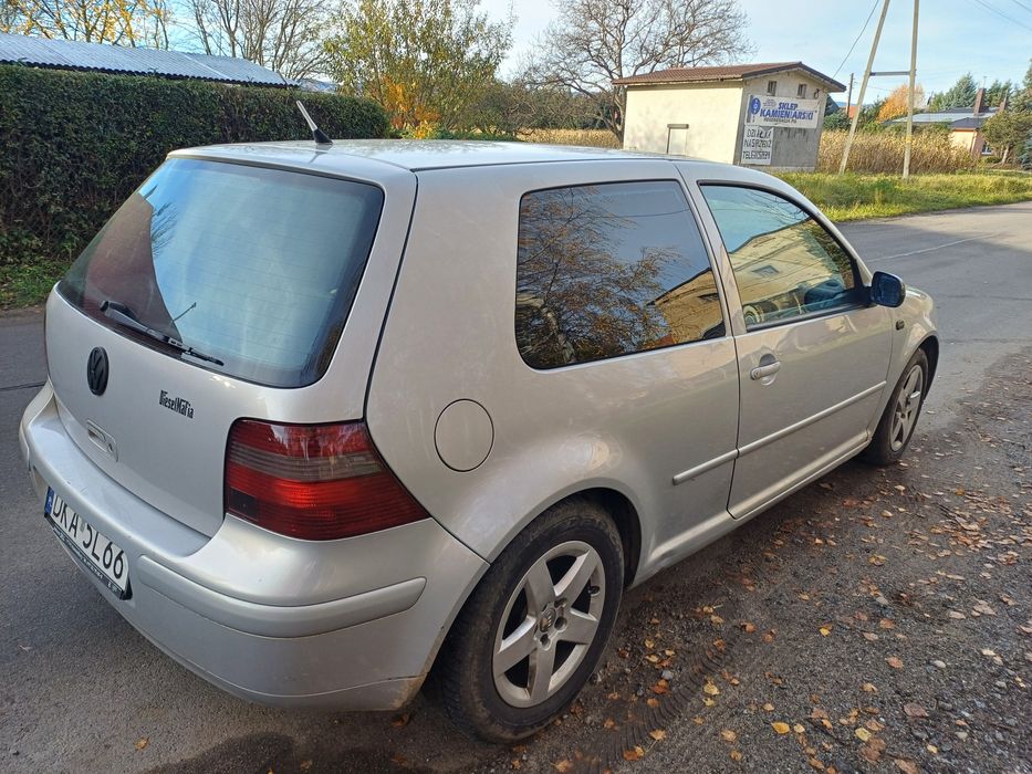 Golf 4 bez korozji 1.9tdi 90KM super stan rezerwacja do 06.12.2025r