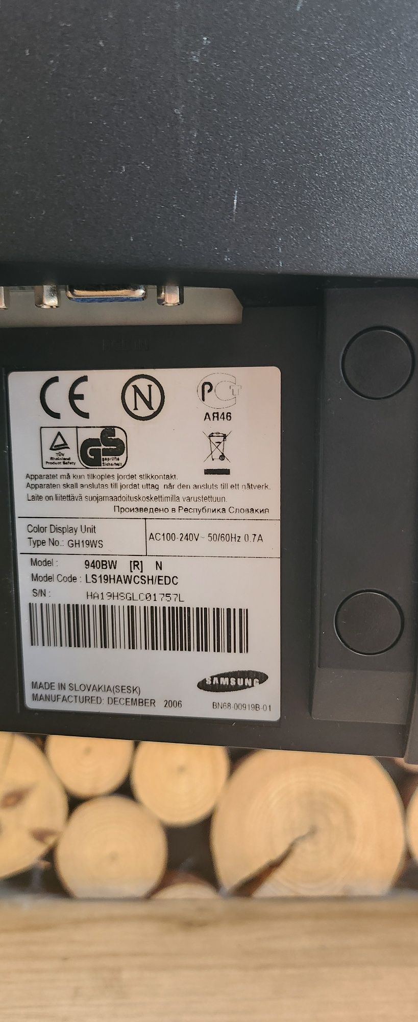 Monitor Samsung 19 cali