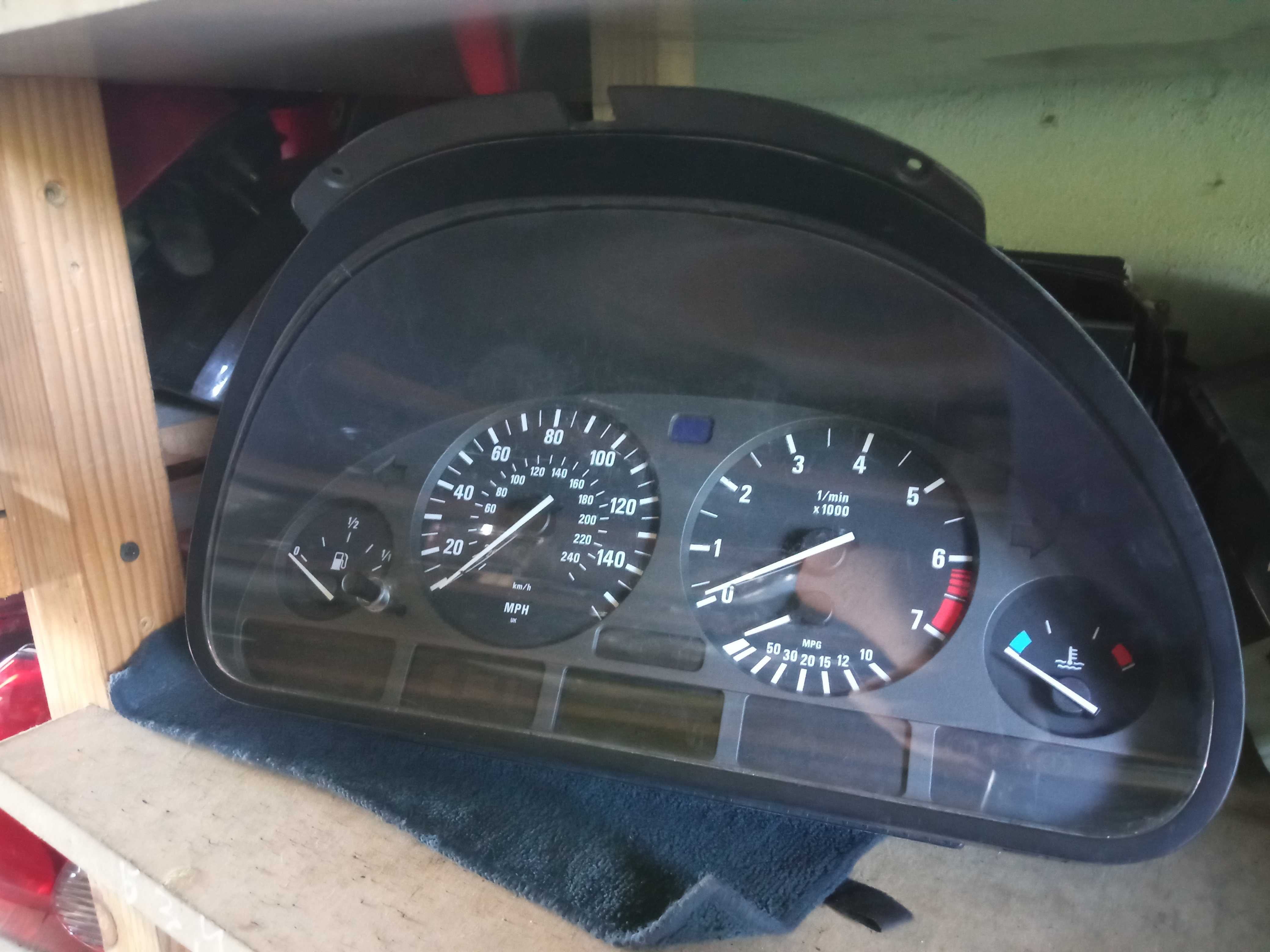 Панель приладів приборов приборная BMW E38 6211-8375896 Авторазборка