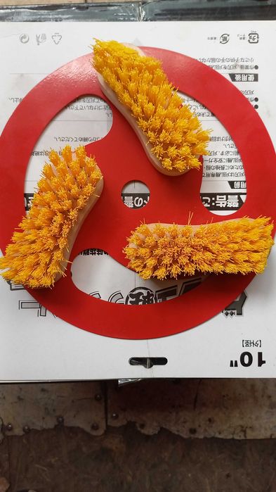 Щітка для плитки, стірки коврів на мотокосу