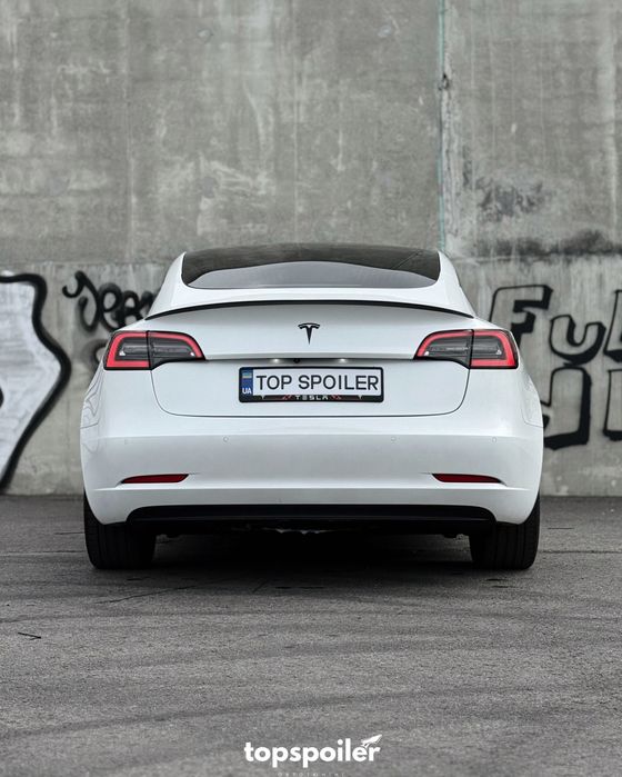 Спойлер накладка лип сабля Tesla Model 3 2017-2022 ABS пластик чорний