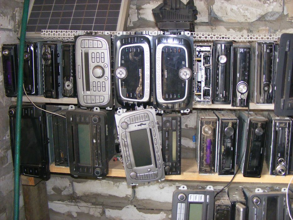 Автомагнітола читати опис