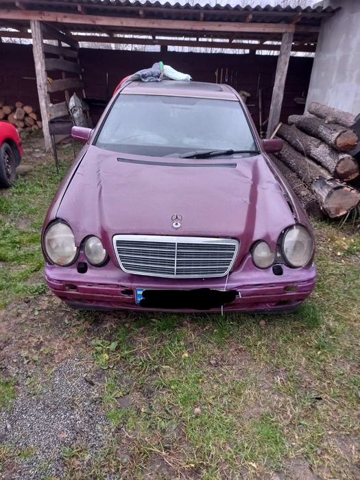 Продам свій mercedes w210 на запчастини.