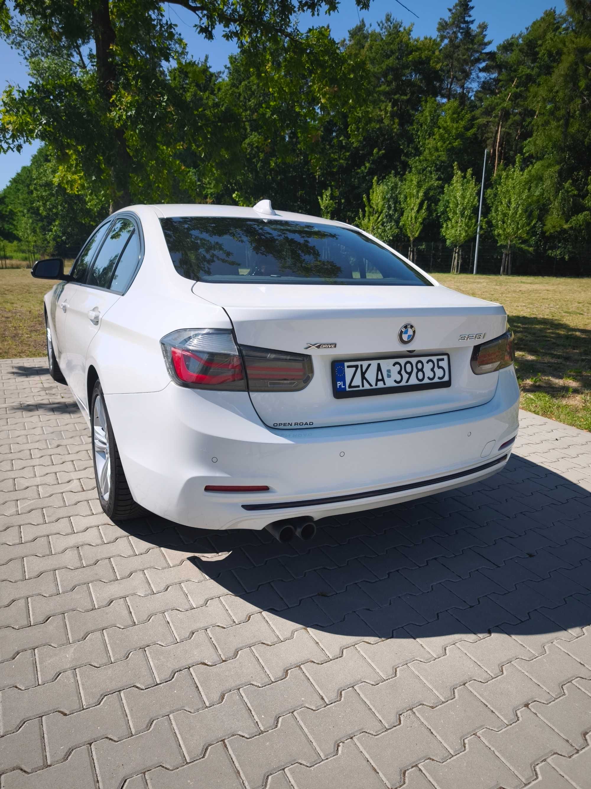 BMW 328i xdrive 2016