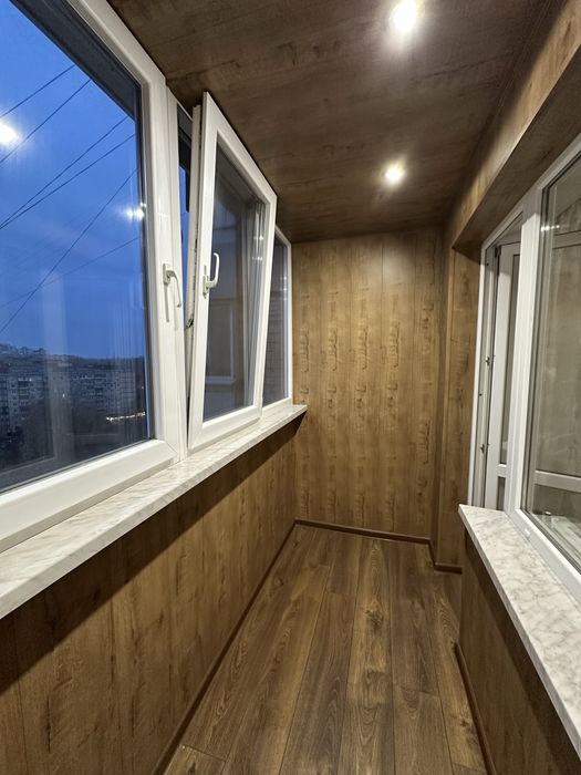 Оренда 2-кімнатної квартири на 4 Зарічному