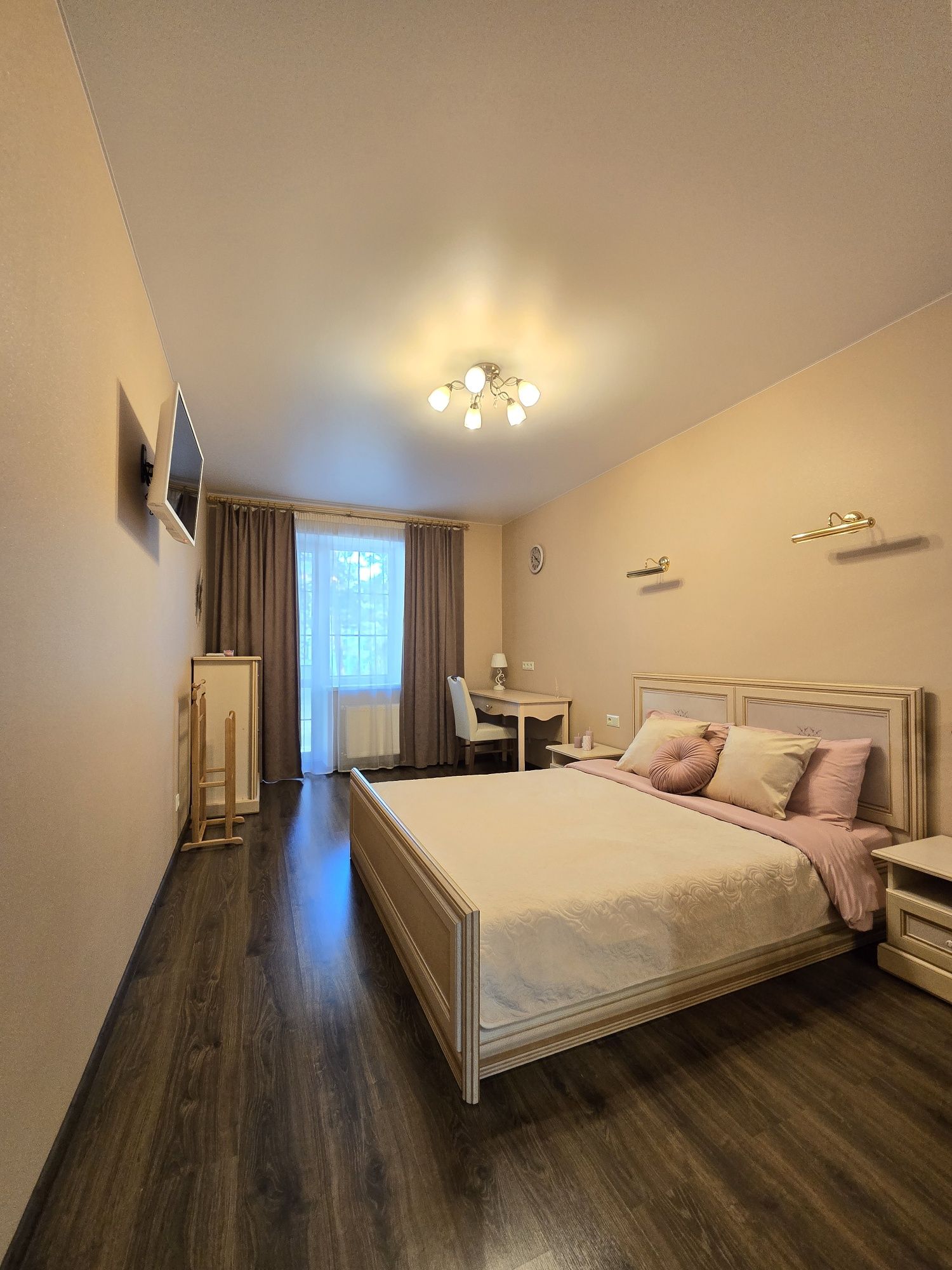 Без% Зазим'я Ремонт 2кім=60м2 Desna Residence / Альпійське містечко