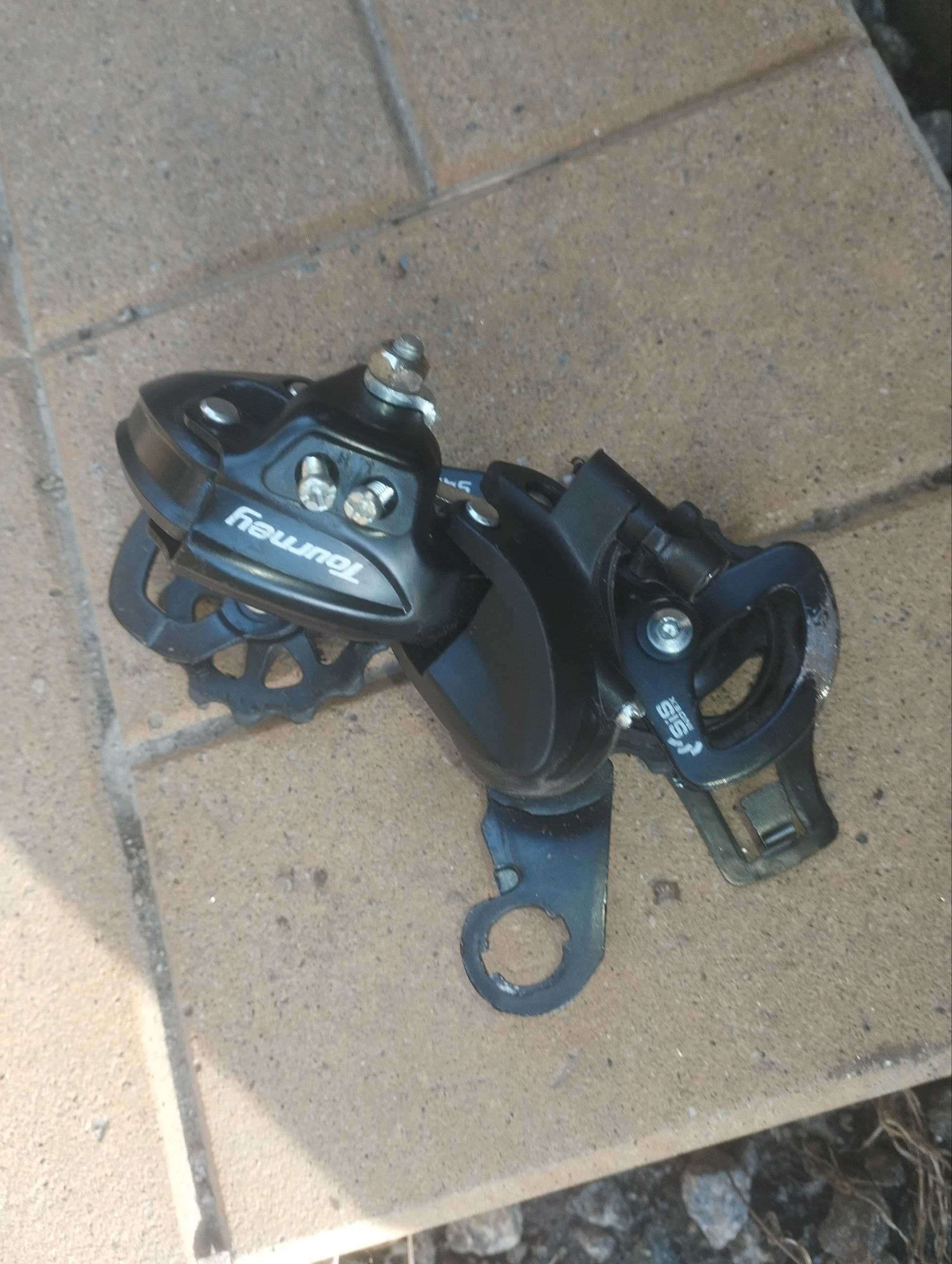 Продам задний переключатель Shimano Tourney 6/7 speed RD-TY300