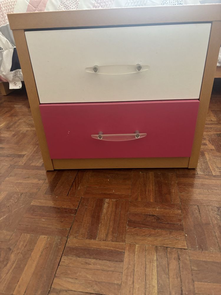 Mobilia completa quarto de menina