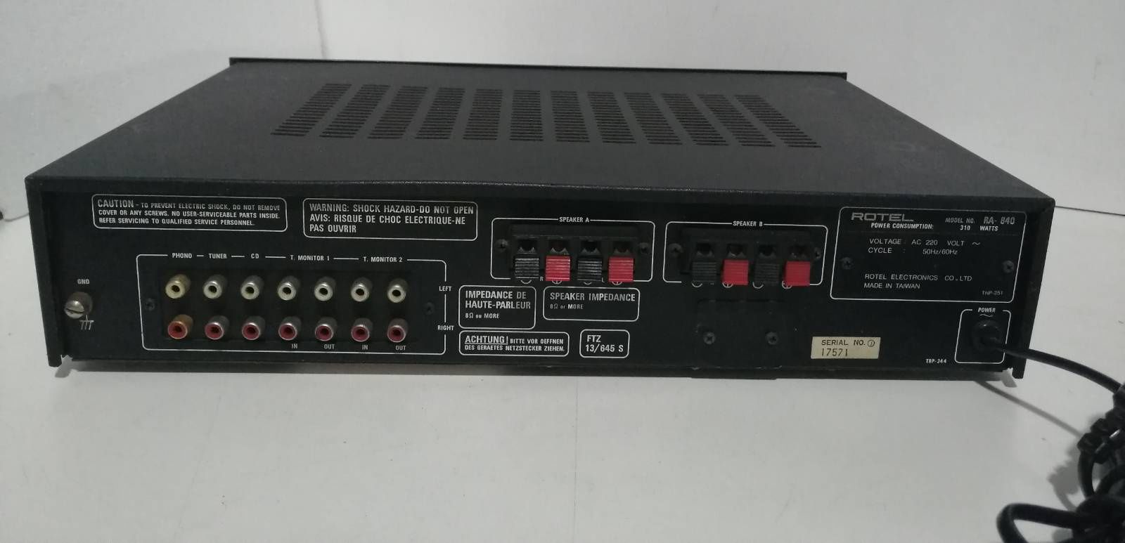 Amplificador Rotel RA- 840