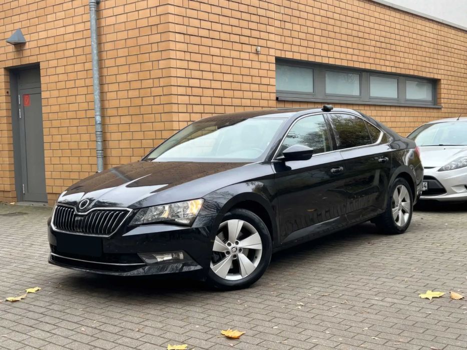 Skoda Superb      2018