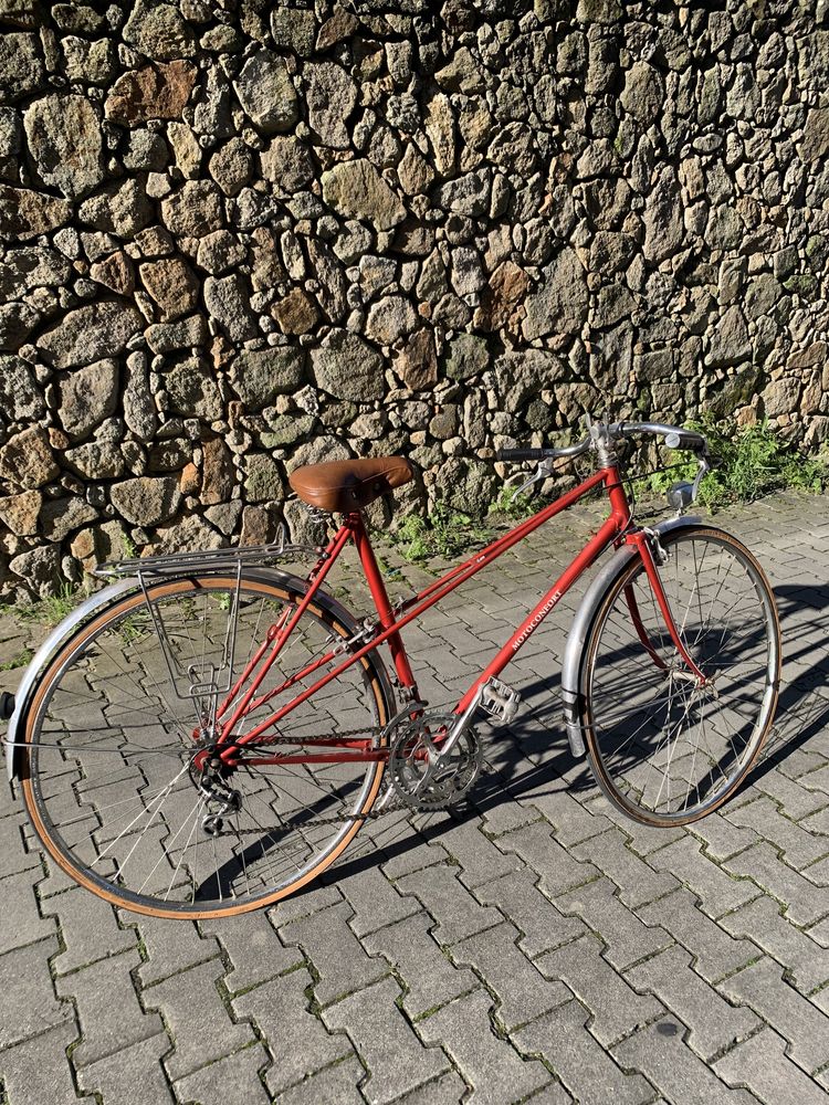 Bicicleta antiga como nova