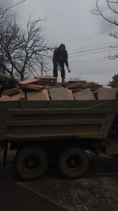 Вывоз мусора с погрузкой