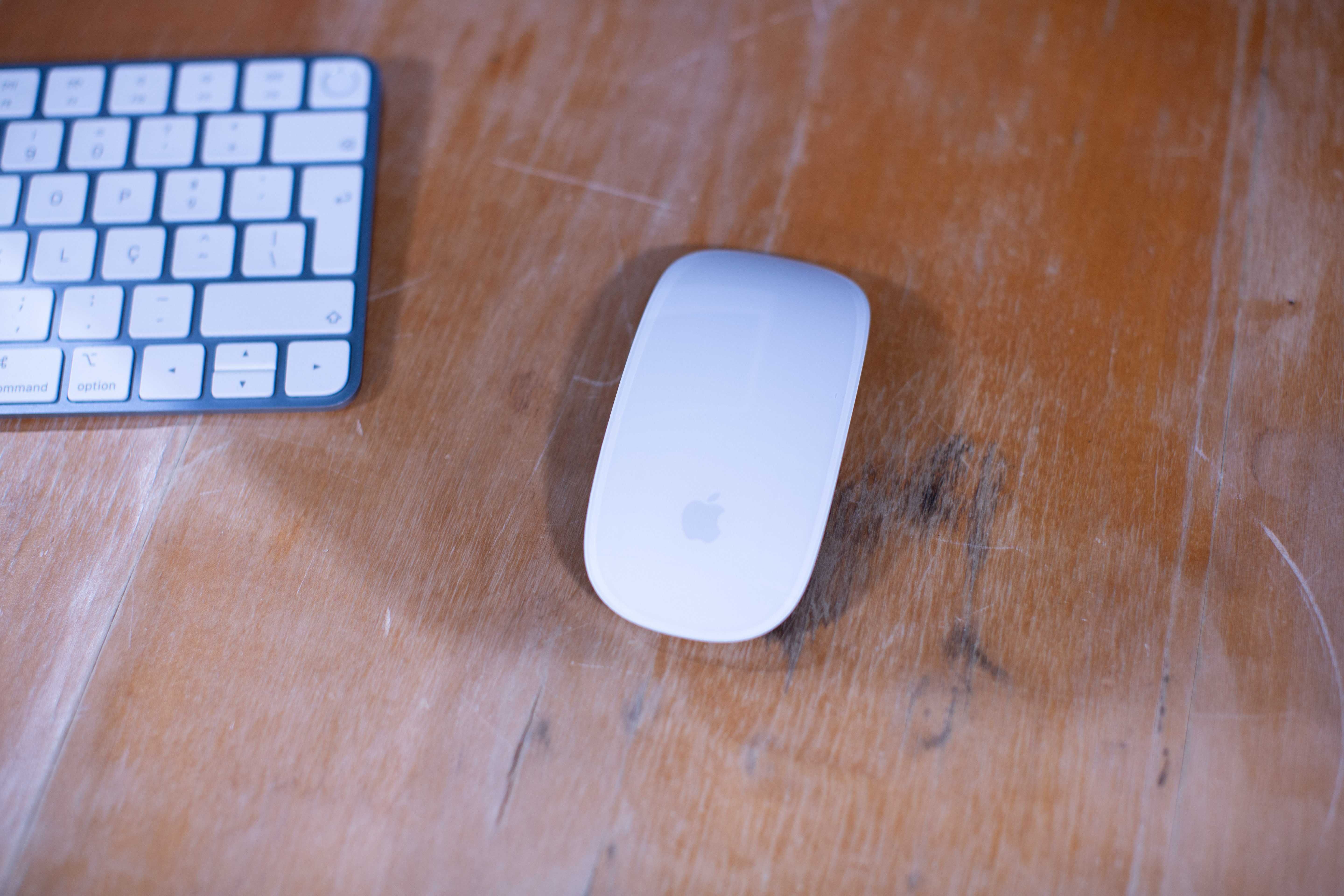 iMac 24″ M1 (2021) Azul – 8GB RAM,  512GB SSD, Teclado e Rato