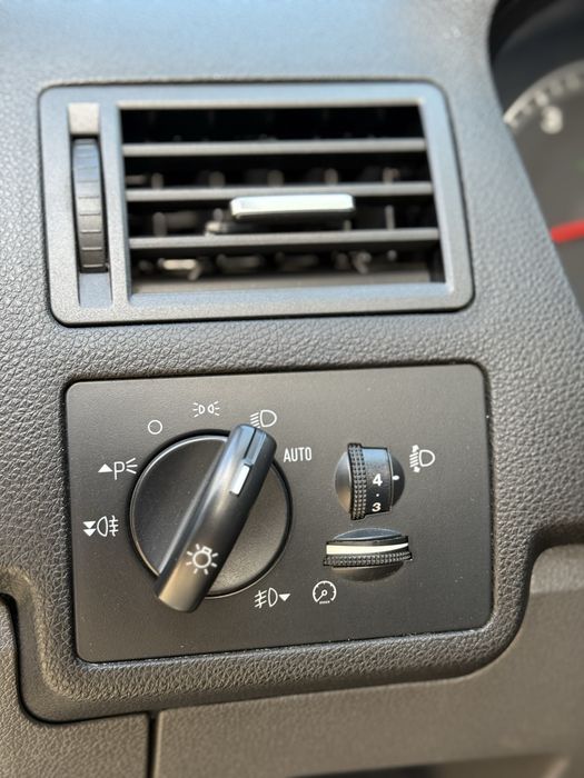 Ford c-max 2009 restailyng