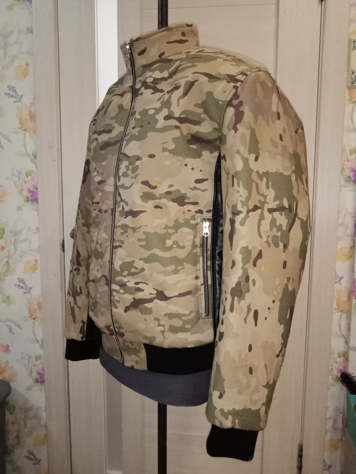 Куртка мужская 48р. стиль Милитари
