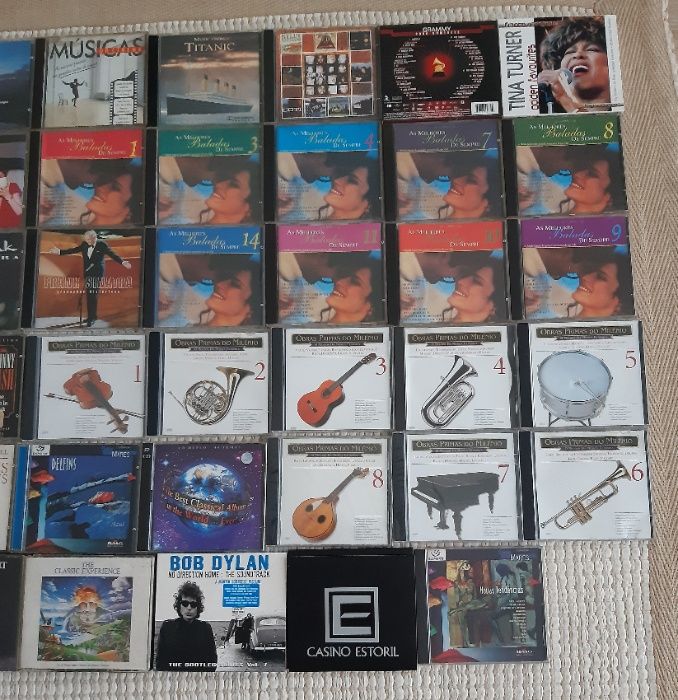 Lote CD BB King, Cash, Elton John, Metallica, Pink Floyd, U2, etc