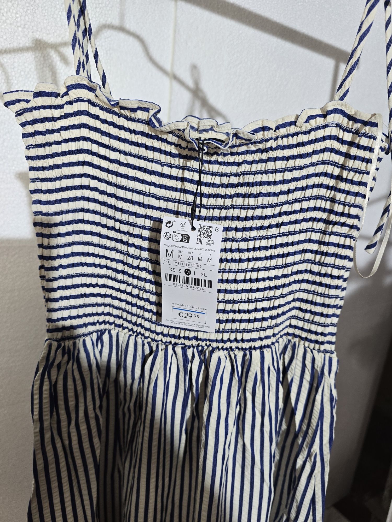 Vestido comprido da Stradivarius novo M