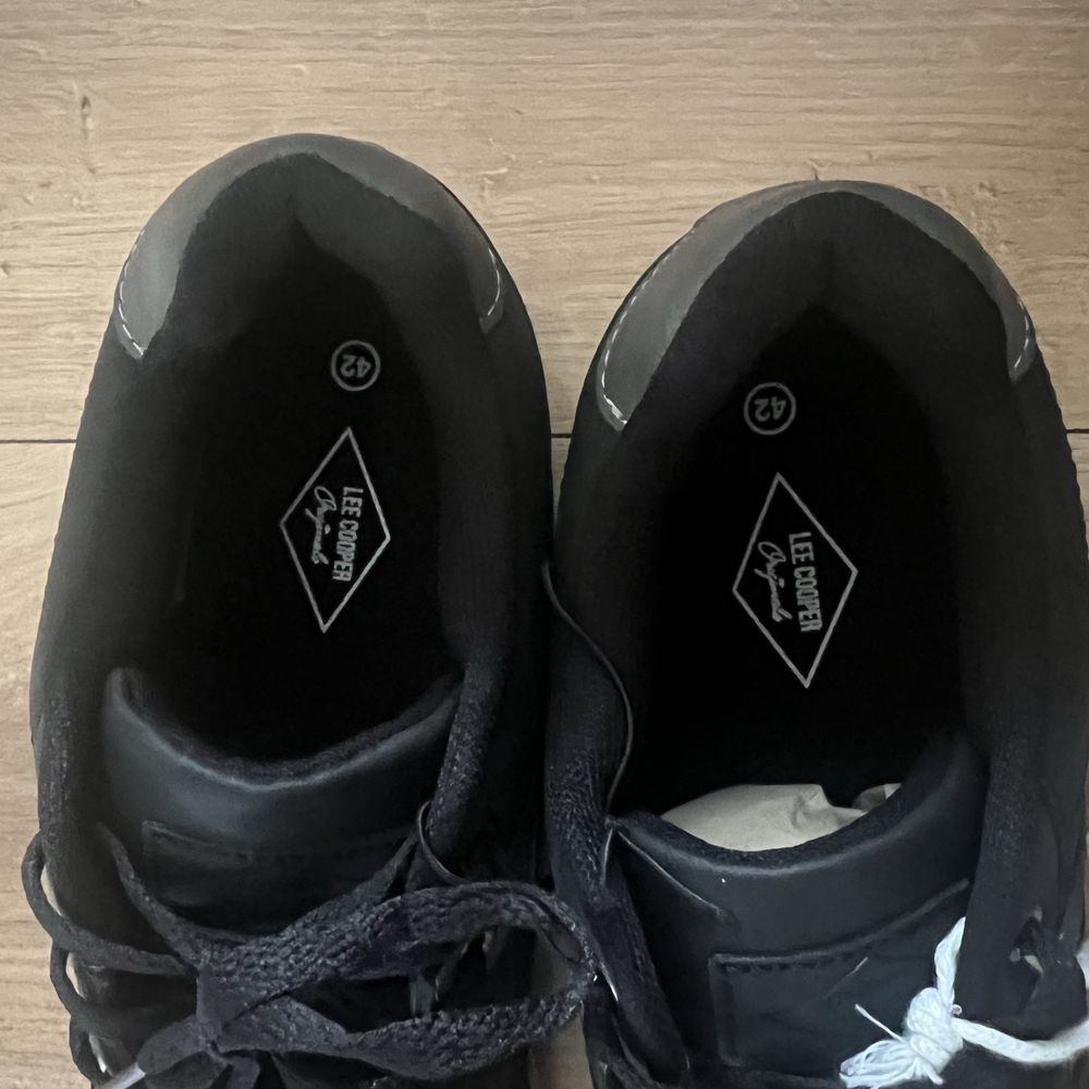 Nowe buty rozmiar 42, Lee Cooper