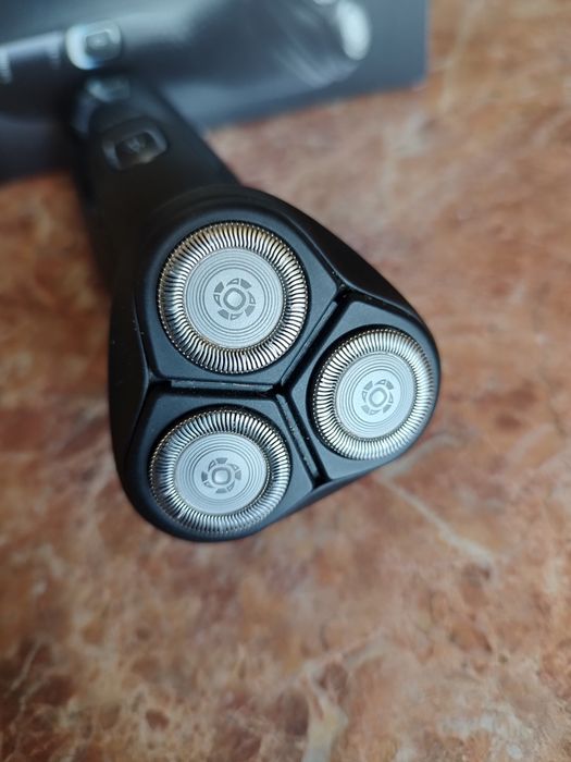 Електро бритва,нова.