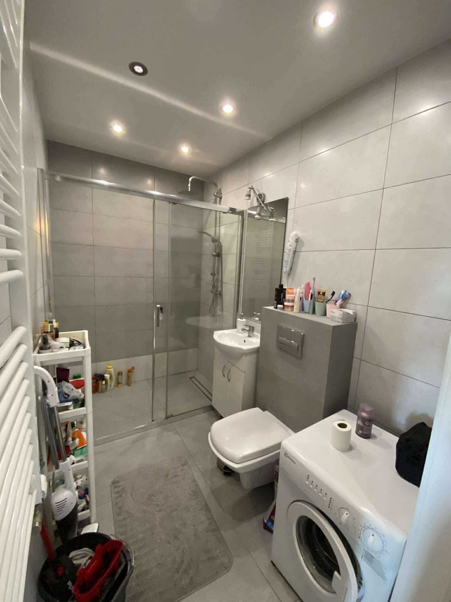 3 pokoje + oddzielna kuchnia + balkon, Capgemini, biurowiec Vinci itd.