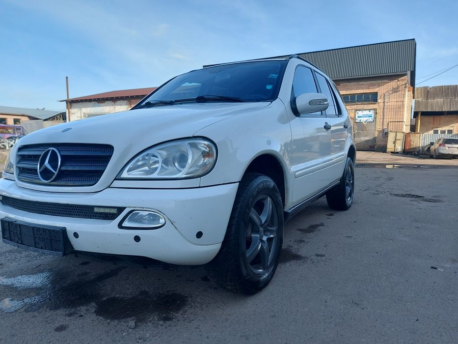 Mercedes ML163 ML270