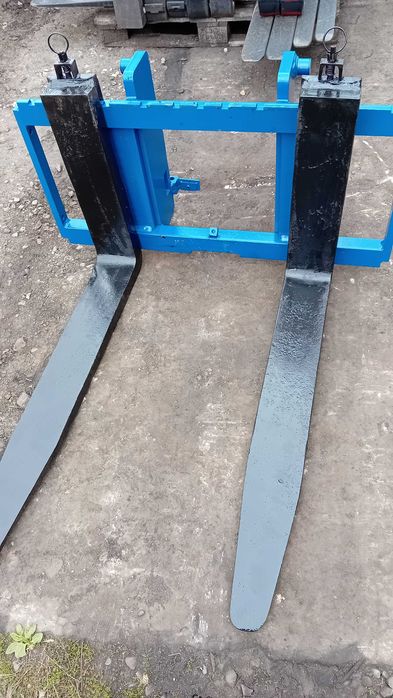 plyta z widlami ladowarka tur ciagnik rolniczy