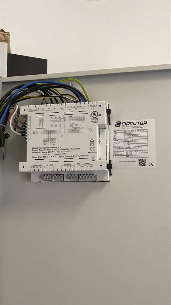 Automatyczne baterie kondensatorów OPTIM EMS-C