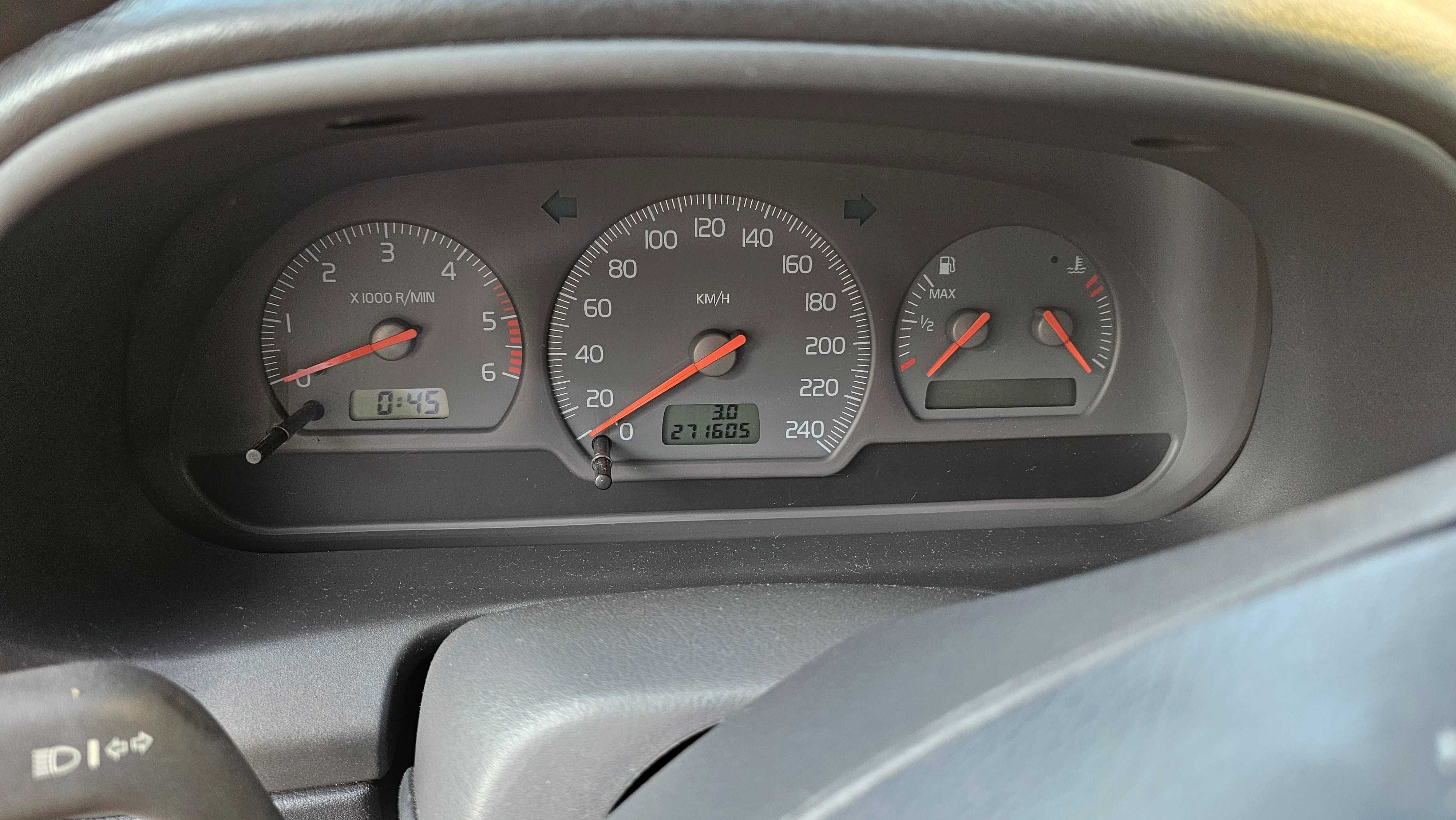 Volvo V40 2001, 1.9 diesel