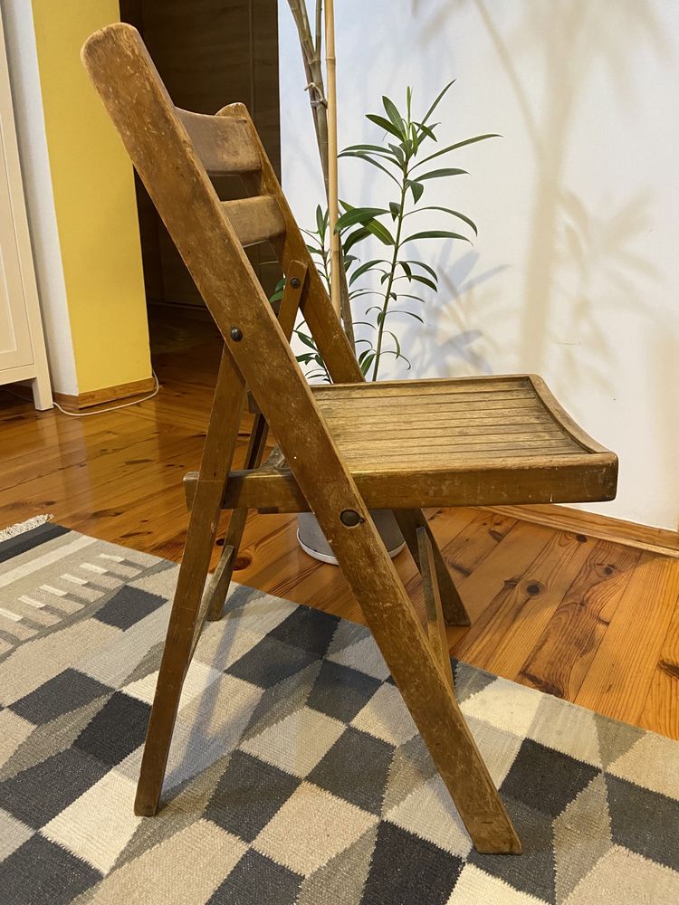 Krzesło drewniane rozkładane