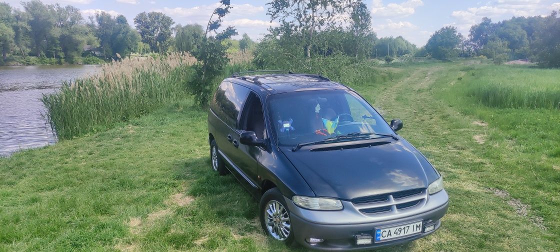 Продам авто в гарному стані   Dodge ranvan