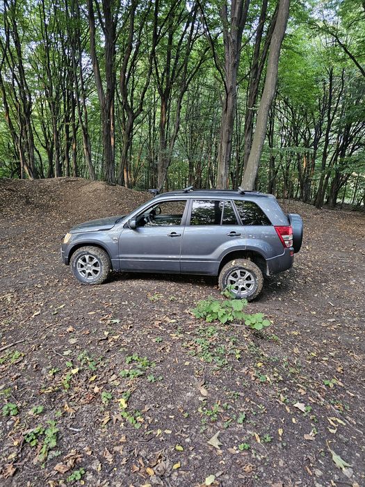 Suzuki Grand Vitara II 4x4 off road