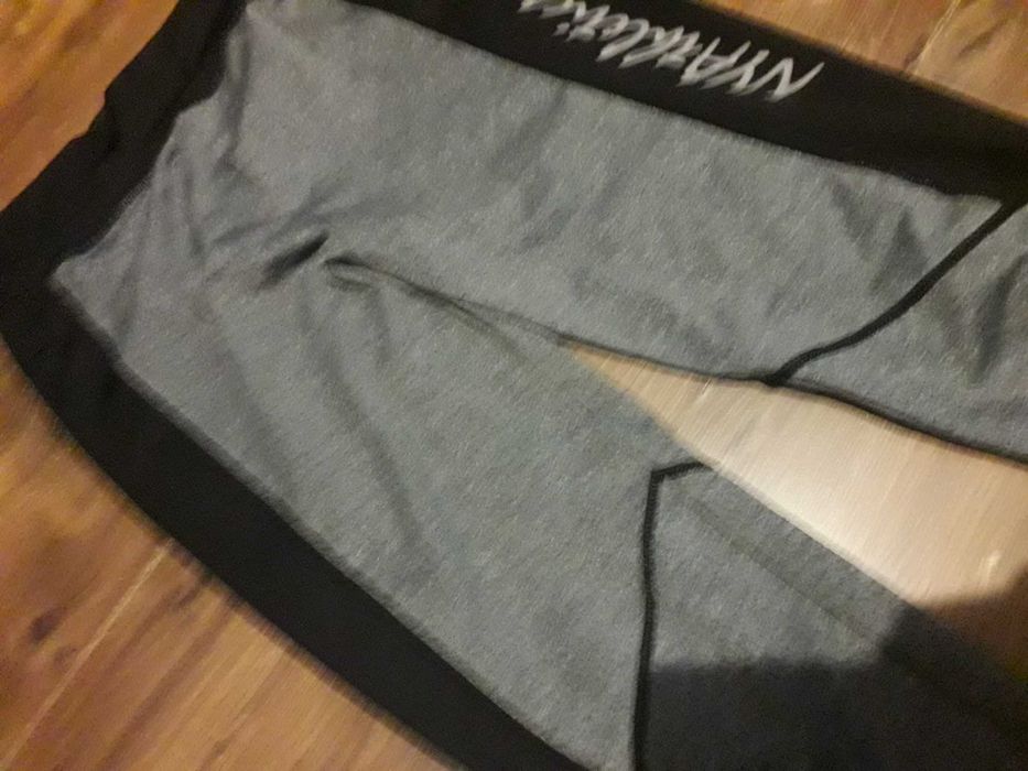 leginsy z odblaskami