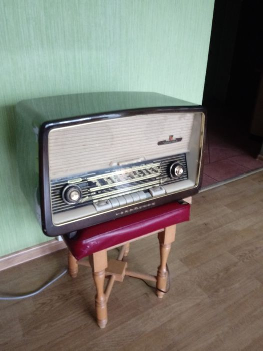 Radio niemieckie lata 50 antyk