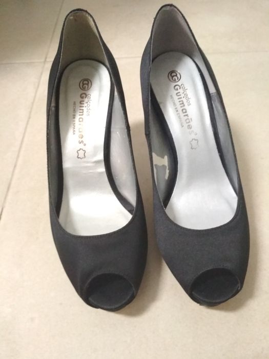 Sapatos cerimônia 37