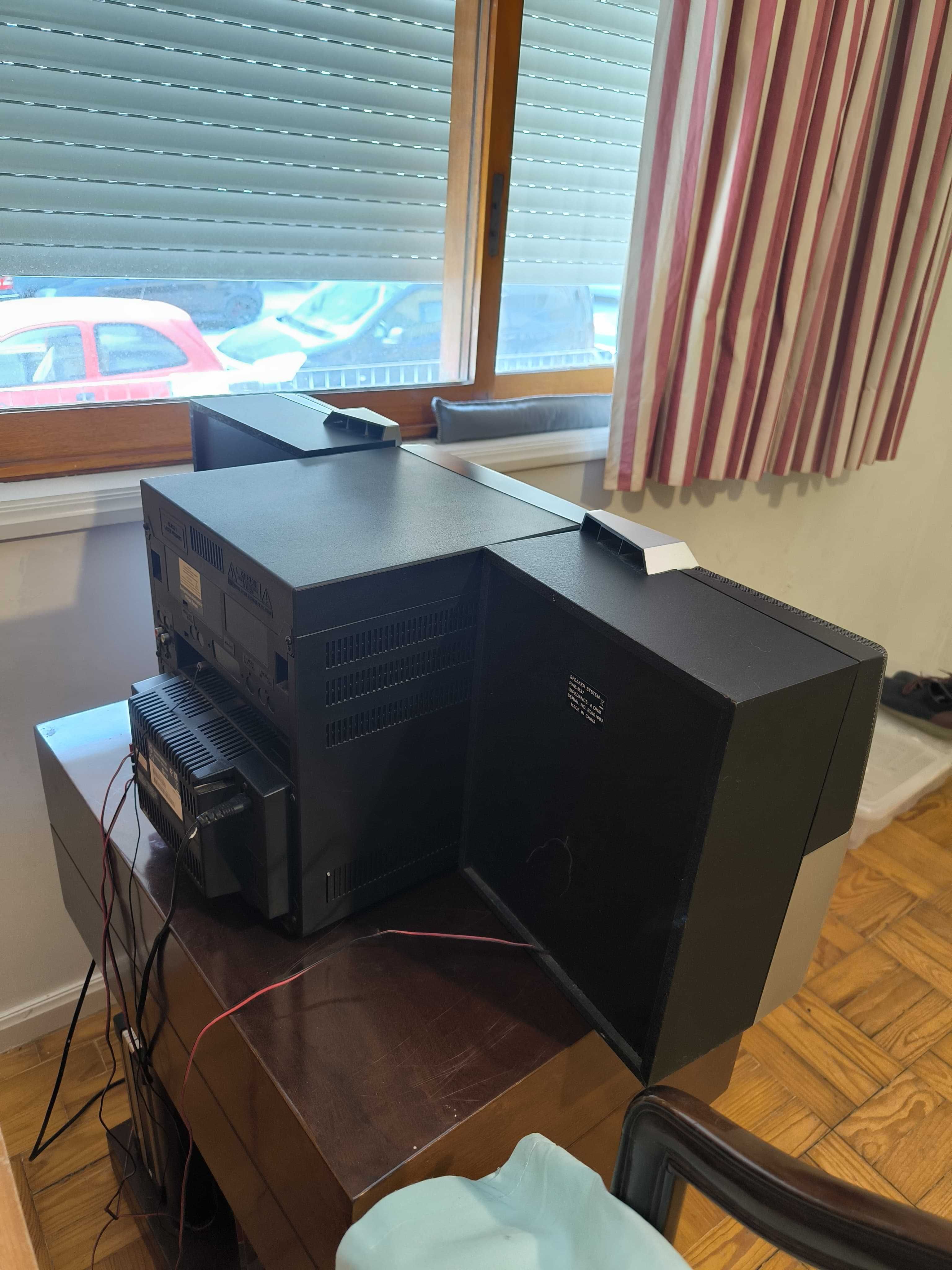 Aparelhagem Philips | Muito pouco uso | Sistema Mini Hi-Fi