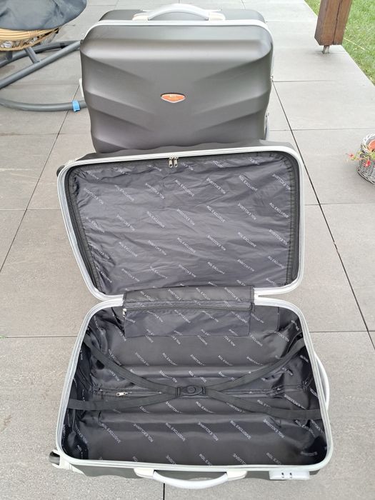 Komplet walizek podróżnych