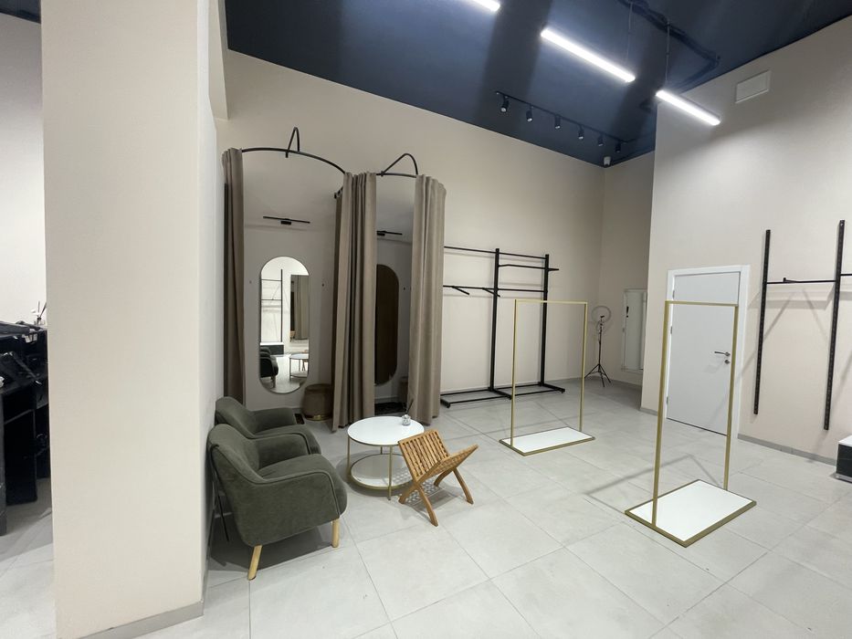 Комерційне приміщення 70 кв.м. Жк «Полісся»